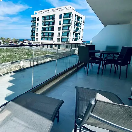 Onix Sd Luxury Sea View 6